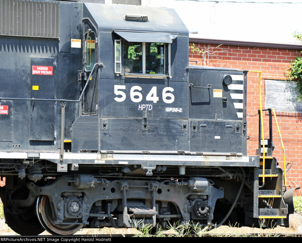 NS 5646 is sublettered for HPTD